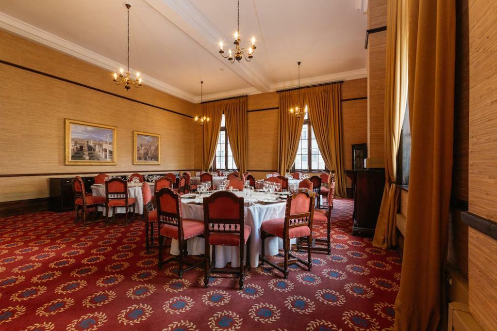 Rand Club Suites Johannesburg Exteriör bild